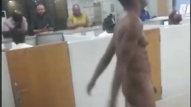 Man strips naked in public in a bank in Nigeria while asking for his money - 3 image