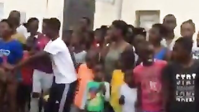 African wannabe models showing breasts - 3 image