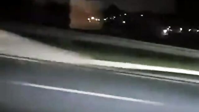 Sex in a fast car - 1 image