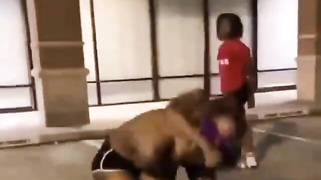 Boobs out as 2 chicks fight in public over a rich boyfriend - 4 image