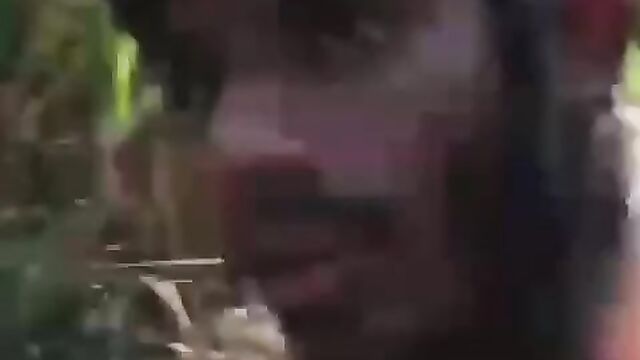 Man exposes chick’s pussy for peeing on a farm - 3 image