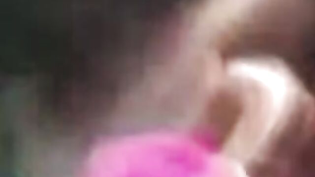 Nude video of Facebook girl Pretty Jenny on video call leaked by her male client - 1 image