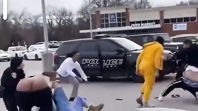 Ass pops out in public street fight in Connecticut, USA