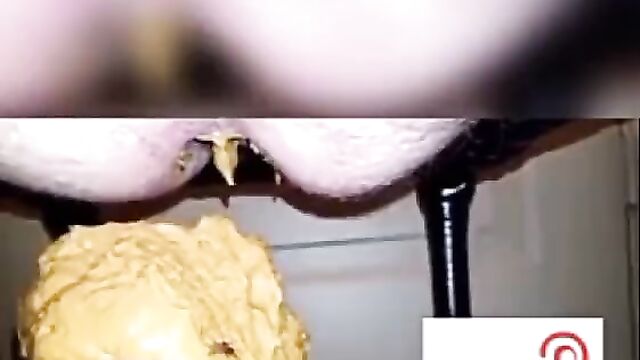 Dubai Porta Potty Video