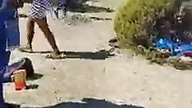 2 crazy African women caught fighting on the road – Part 2 - 5 image