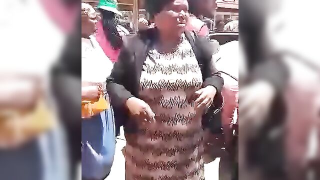 Ebomy Woman Stripped Naked And Beaten In Public After Being Dragged Out Of A Car - 1 image