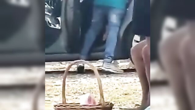 Dude caught having sex with a thot in his car at a public beach park - 5 image