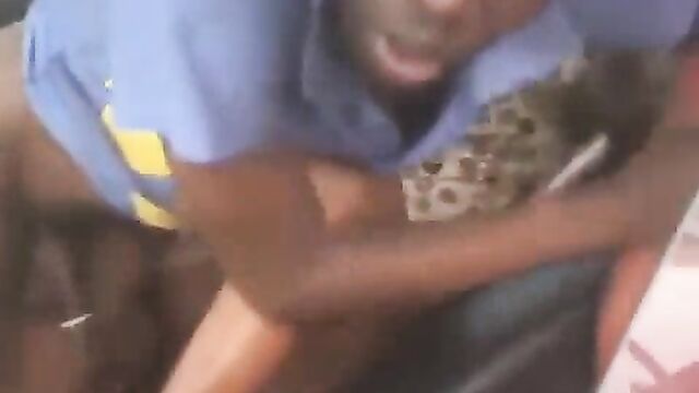 Taxi driver caught having sex in his cab - 4 image