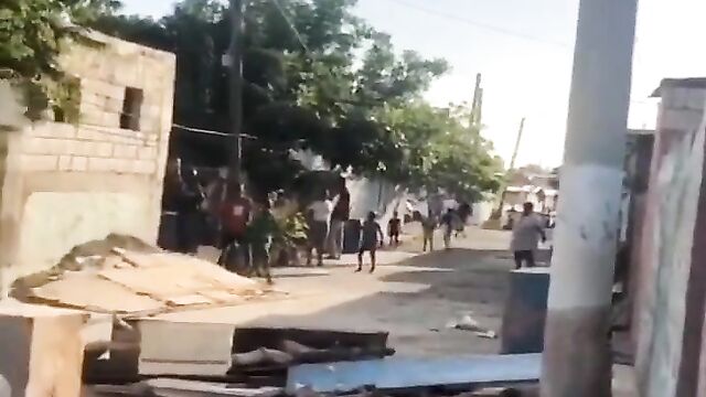 Canadian Woman Strips Naked And Allegedly Runs Mad In Public In Jamaica – Part 2