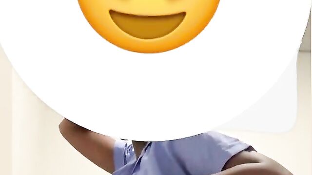 School girl caught showing her breasts and ass to her boyfriend on camera - 3 image