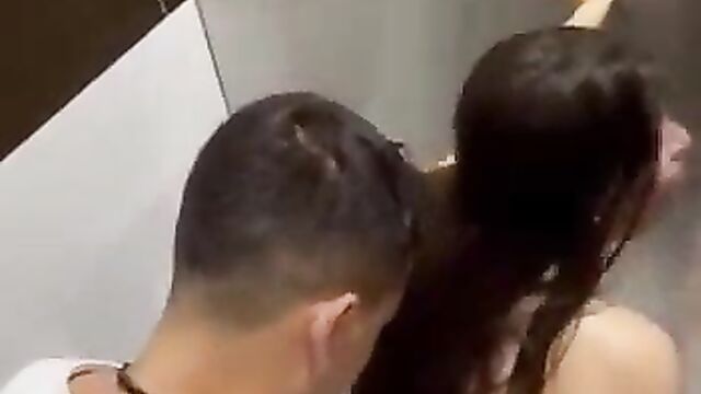 Girl rejects dick because it’s big! - 3 image