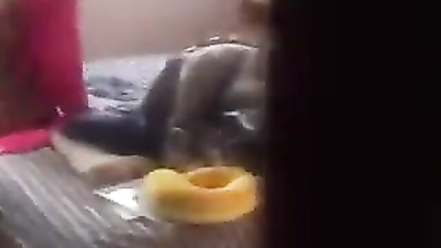 Cheaters! Girl caught NAKED with her friend’s boyfriend - 5 image