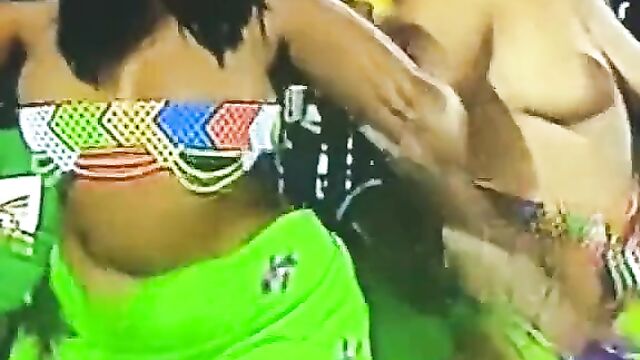 Boobs out at Calabar Carnival in Nigeria - 3 image