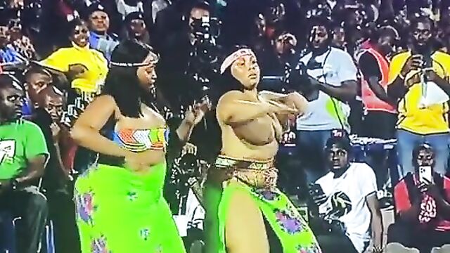 Boobs out at Calabar Carnival in Nigeria - 5 image