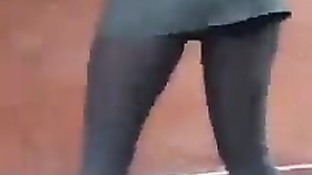 Mzansi students caught doing it in public - 4 image