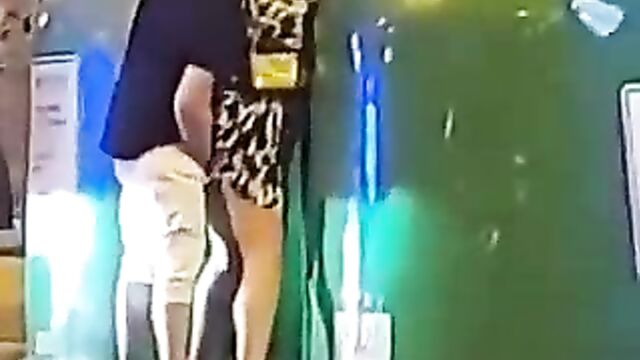 Police flog couple for trying to have sex in public - 3 image