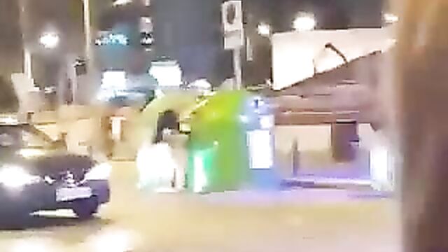 Police flog couple for trying to have sex in public - 5 image