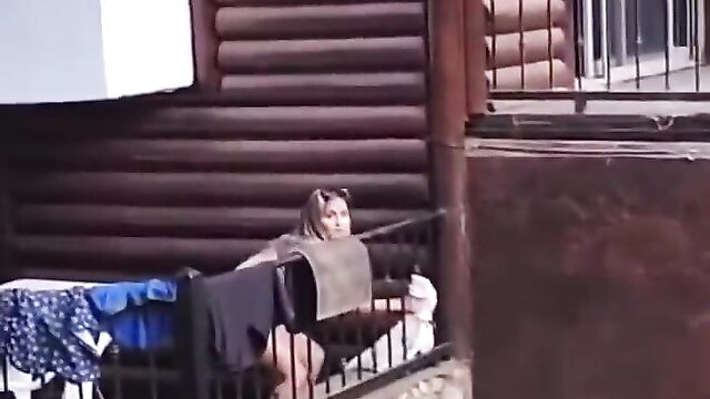 Side chick caught cheating by man’s wife - 4 image