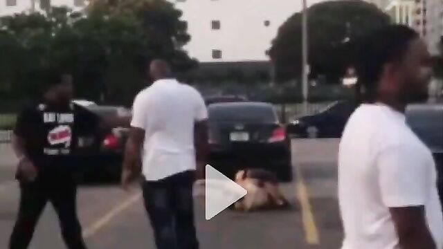 Boobs, pussy & ass exposed in public girl fight – Part 1 (full video 18+) - 1 image