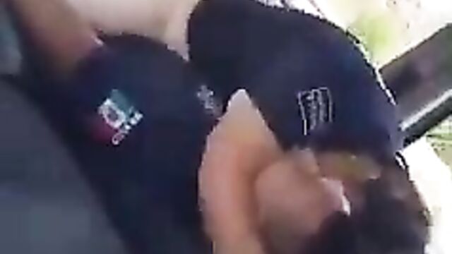 Police officers caught having sex while on duty - 3 image