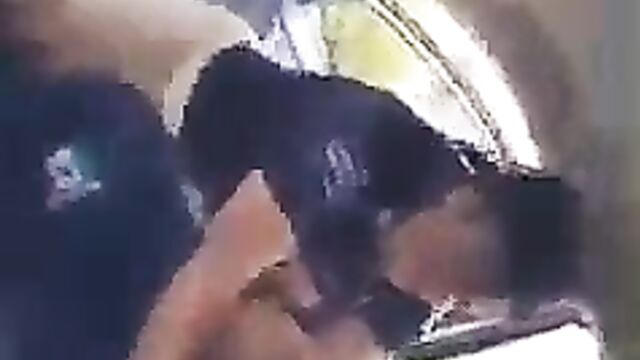 Police officers caught having sex while on duty - 4 image