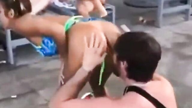 Eating ass while chilling around a pool - 1 image