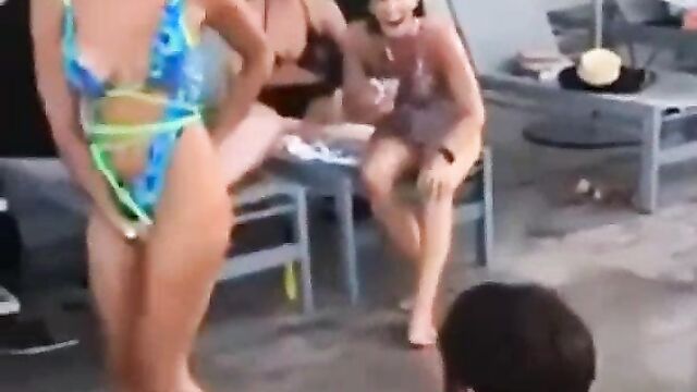 Eating ass while chilling around a pool - 3 image