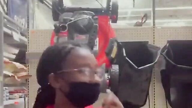 Flashing boobs in Walmart - 1 image