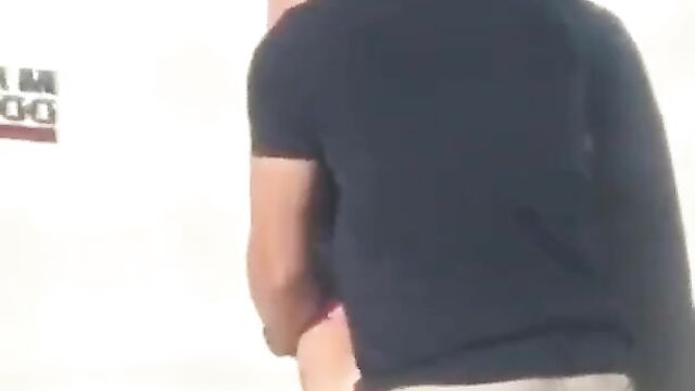 Crazy couple broad daylight public sex - 4 image