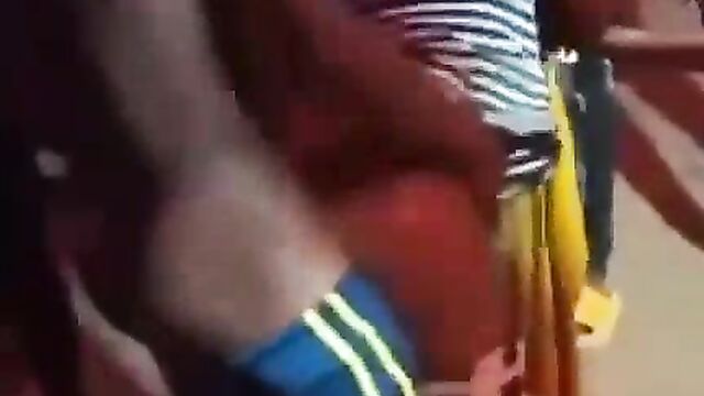 Public Sex In A Nigerian Club - 3 image