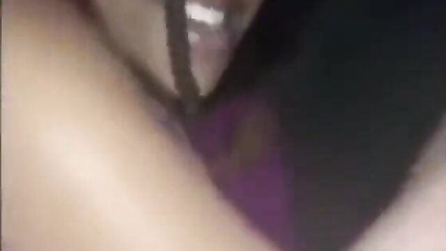 Dude bonking chick while on phone with her boyfriend - 1 image