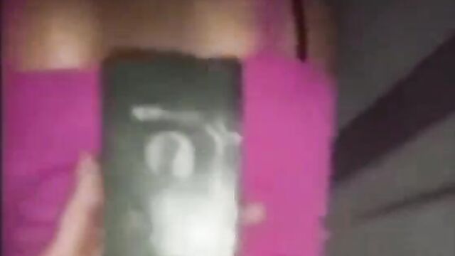 Dude bonking chick while on phone with her boyfriend - 4 image