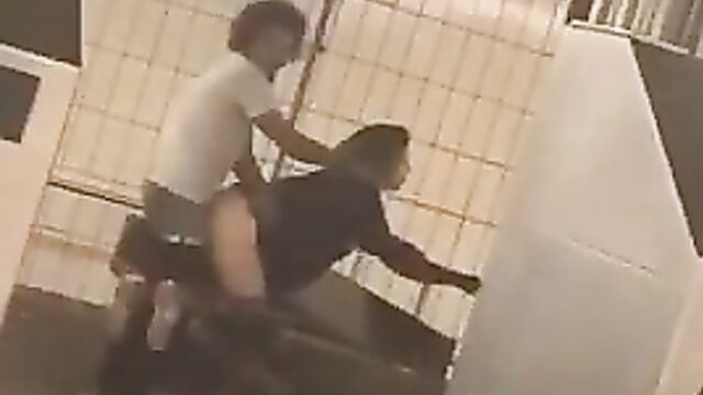 Crazy Couple Caught Having Sex In A Train Station - 3 image
