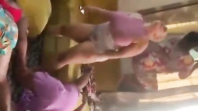 Runs girls go wild in twerking party - 3 image