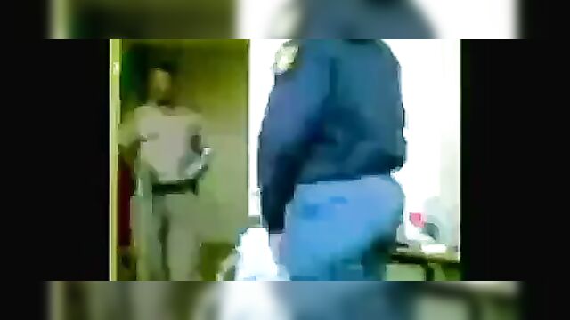 Two wardens were caught having sex in prison - 1 image