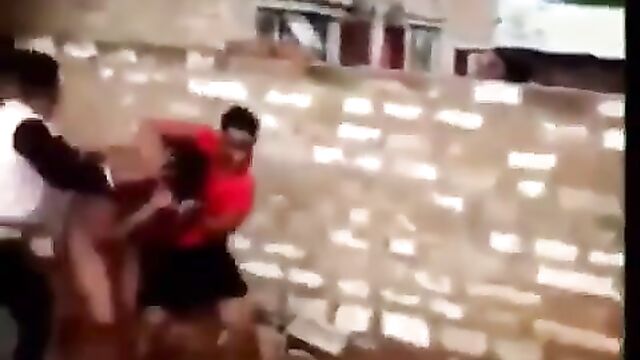 Chick stripped NAKED and beaten for allegedly cheating with a married man - 4 image