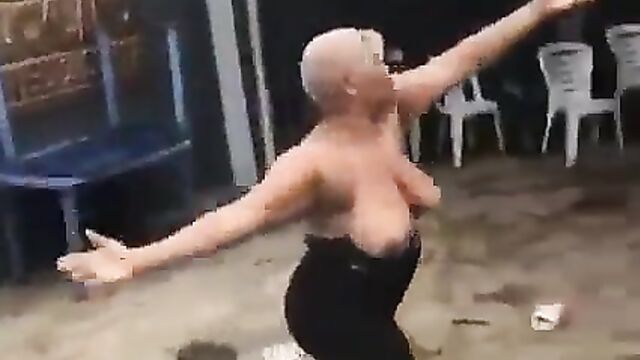 Girl with big breasts strips naked and runs mad in public allegedly after having sex with a Yahoo Boy in Nigeria - 5 image