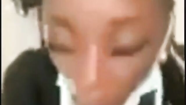 Schoolgirl caught giving head after school while wearing school uniform - 3 image