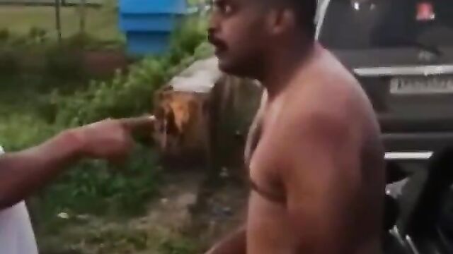 Wife caught police husband naked and cheating with police sidechick - 3 image