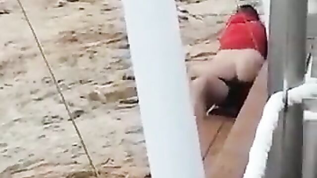 Horny couple caught having sex in a public park in broad daylight