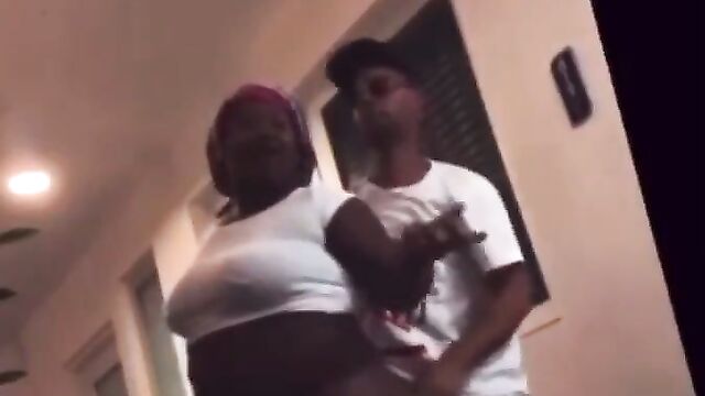 Caught eating a pregnant woman’s ass on Facebook Live! - 5 image