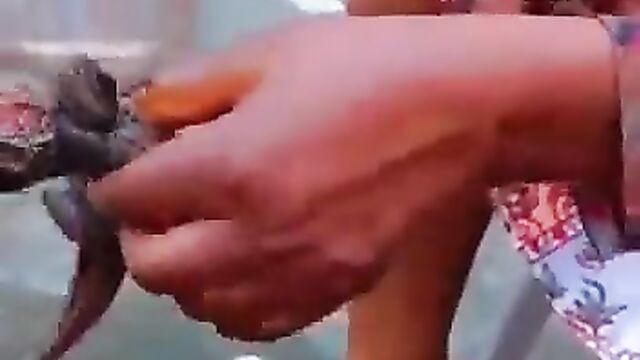 Nigerian girls doing charm (voodoo) to tie men - 3 image