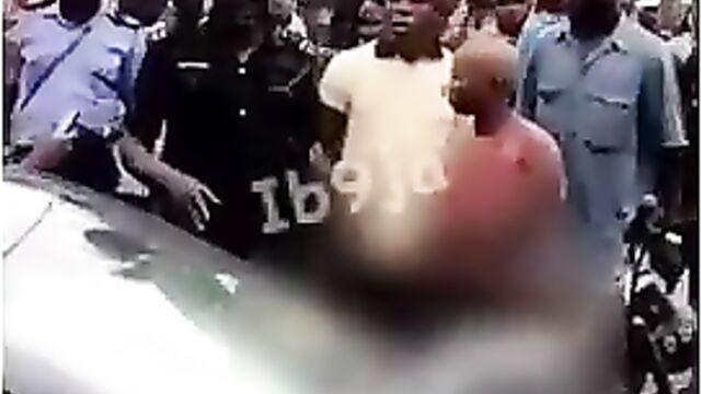 Woman stripped and beaten for allegedly trying to kidnap 2 children in Festac Town, Lagos - 1 image