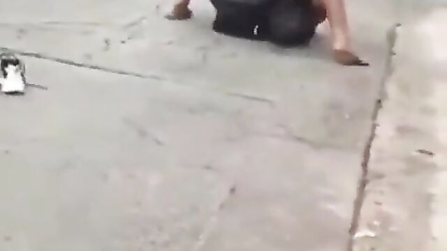 Ass exposed as angry girlfriend beats boyfriend for cheating - 1 image