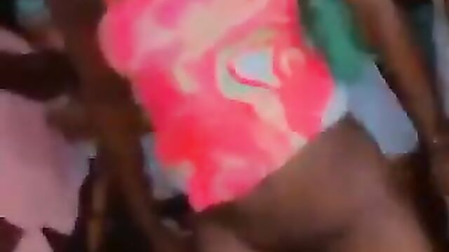 Nigerian Girl Showing Her Pussy At A Club Party For Money - 1 image