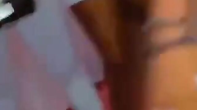 Nigerian Girl Showing Her Pussy At A Club Party For Money - 3 image