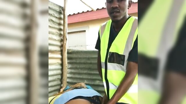 Black Delivery Man and Girlfriend Fucking Outdoor Leaked Sex Tape – Part 1 - 5 image