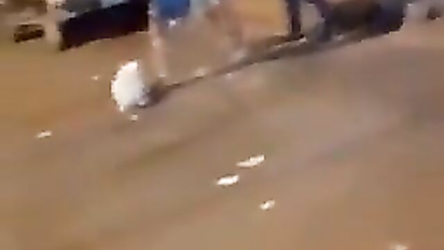 Wife beats up cheating husband and sidechick after she caught them in a public restaurant - 4 image