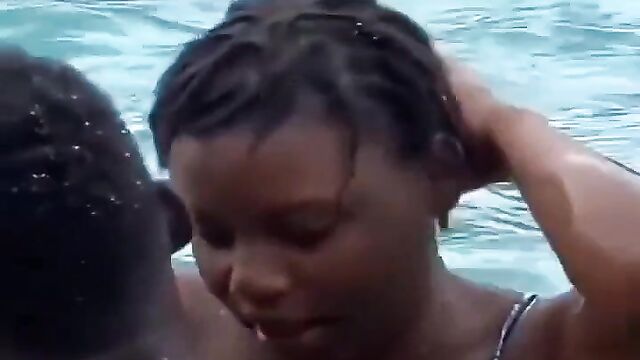 Soma Sex In The Pool Leaked Video - 3 image