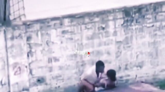 African Couple Caught Having Sex On A Car Bonnet In Public - 3 image